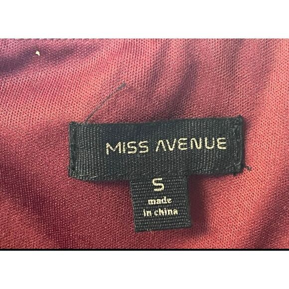 Miss Avenue WOMEN'S Velvet C Sweetheart Neckline, Mermaid Fit & Sheer Lace Dress - Picture 3 of 10